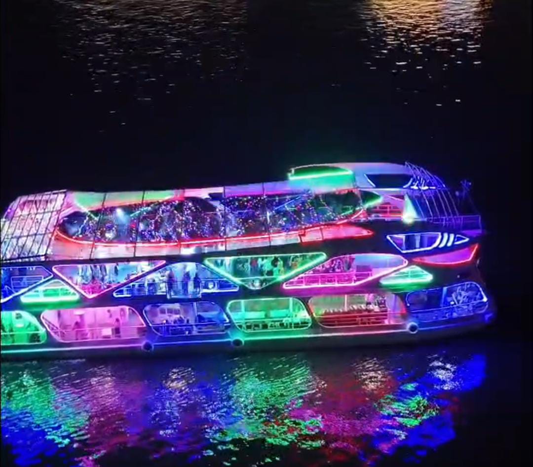 Royal Double Deck Floating Disco